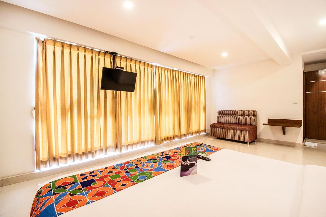 Fabhotel Grand Continent Jp Nagar Бенґалуру Екстер'єр фото